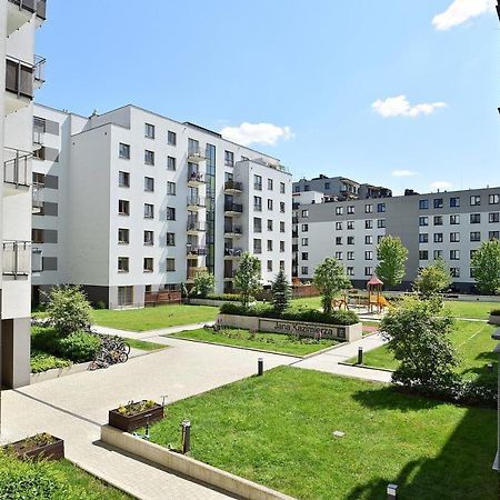 Wola Apartment Warsawa Bagian luar foto