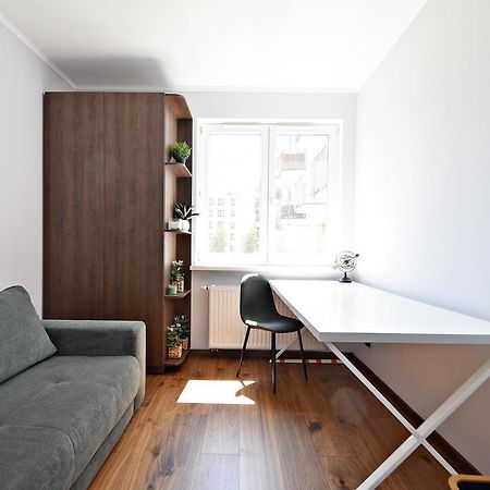 Wola Apartment Warsawa Bagian luar foto