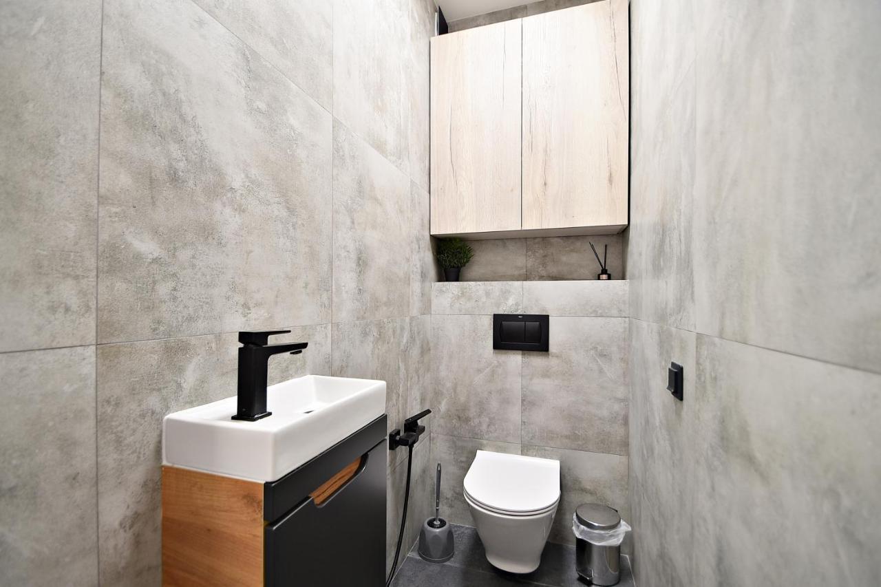 Wola Apartment Warsawa Bagian luar foto
