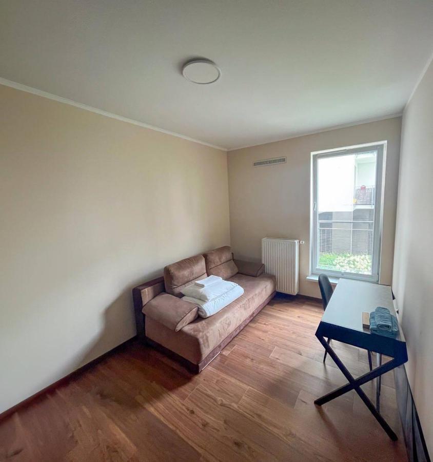 Wola Apartment Warsawa Bagian luar foto